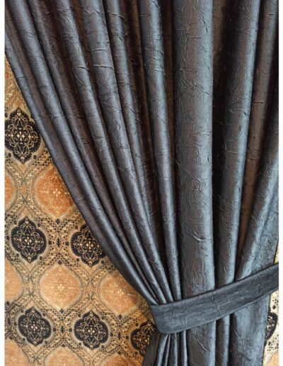 drop down side opening curtain