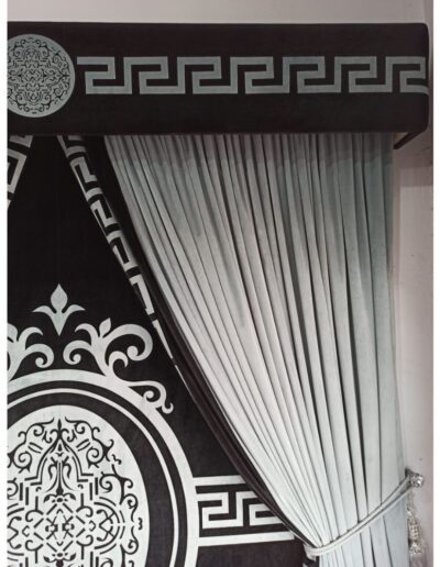 cushioned carving curtain