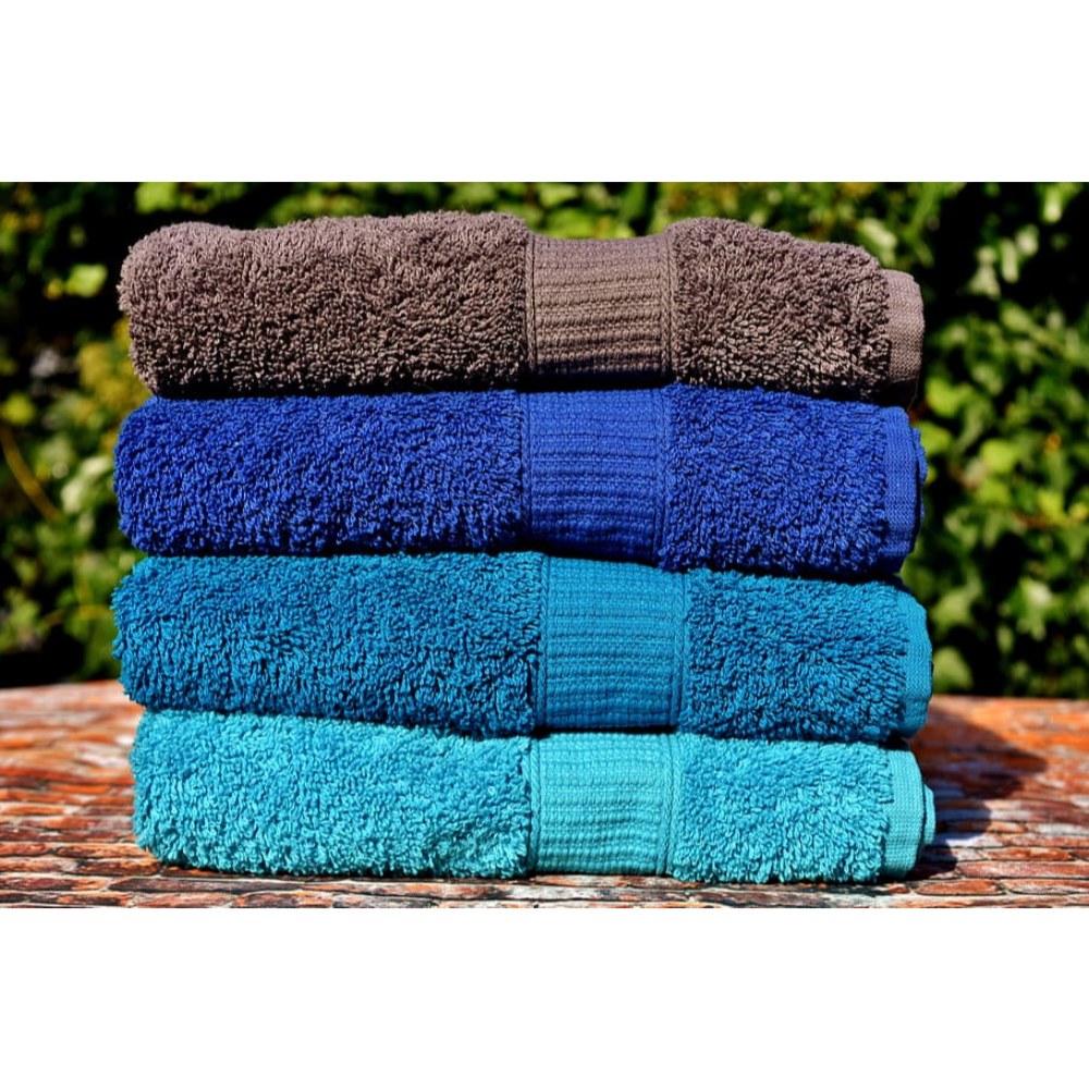 Assorted Colors Export Quality Bath Towels - House Of Calibre